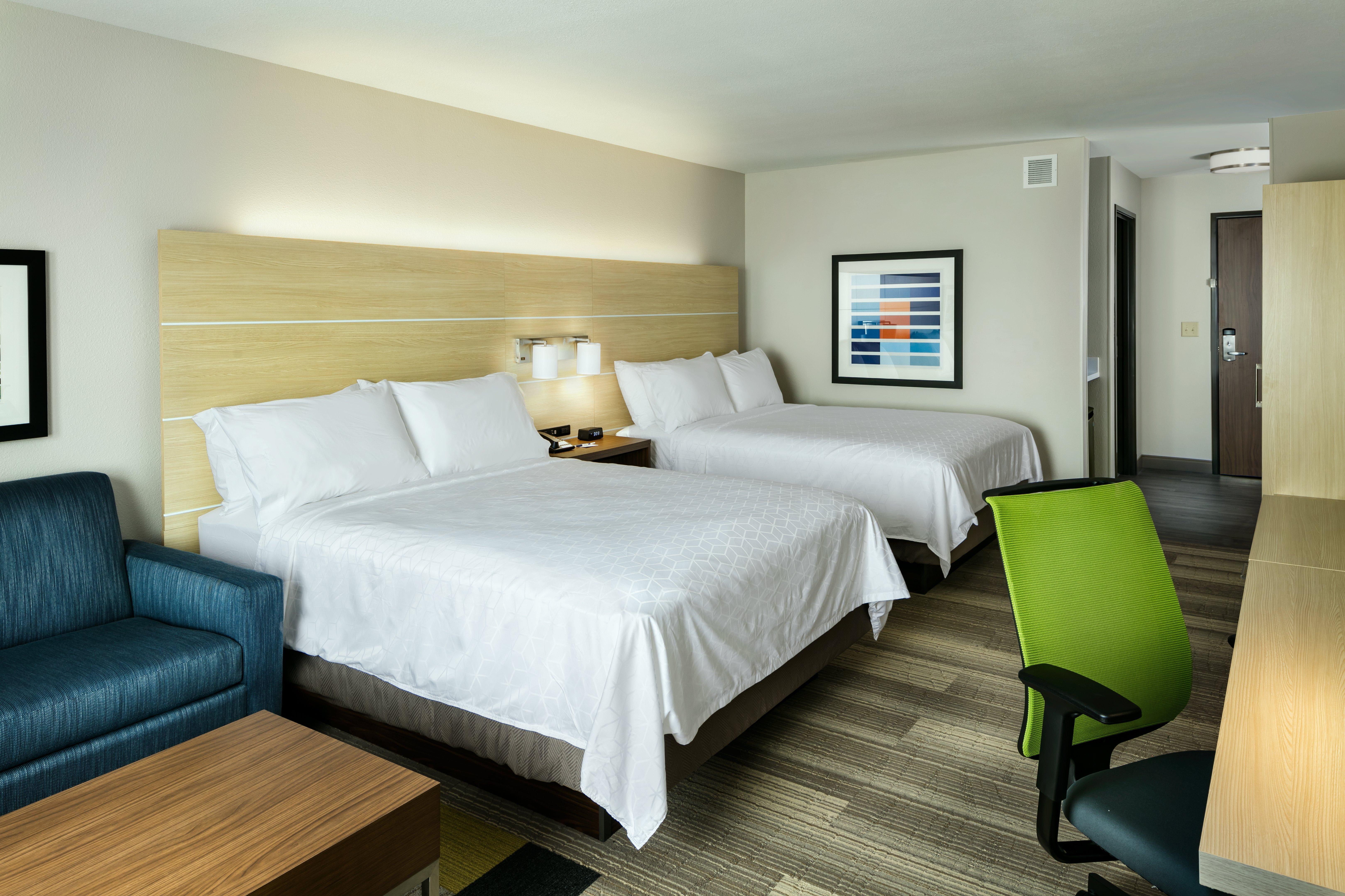 Holiday Inn Express & Suites - Medford By Ihg Exterior foto